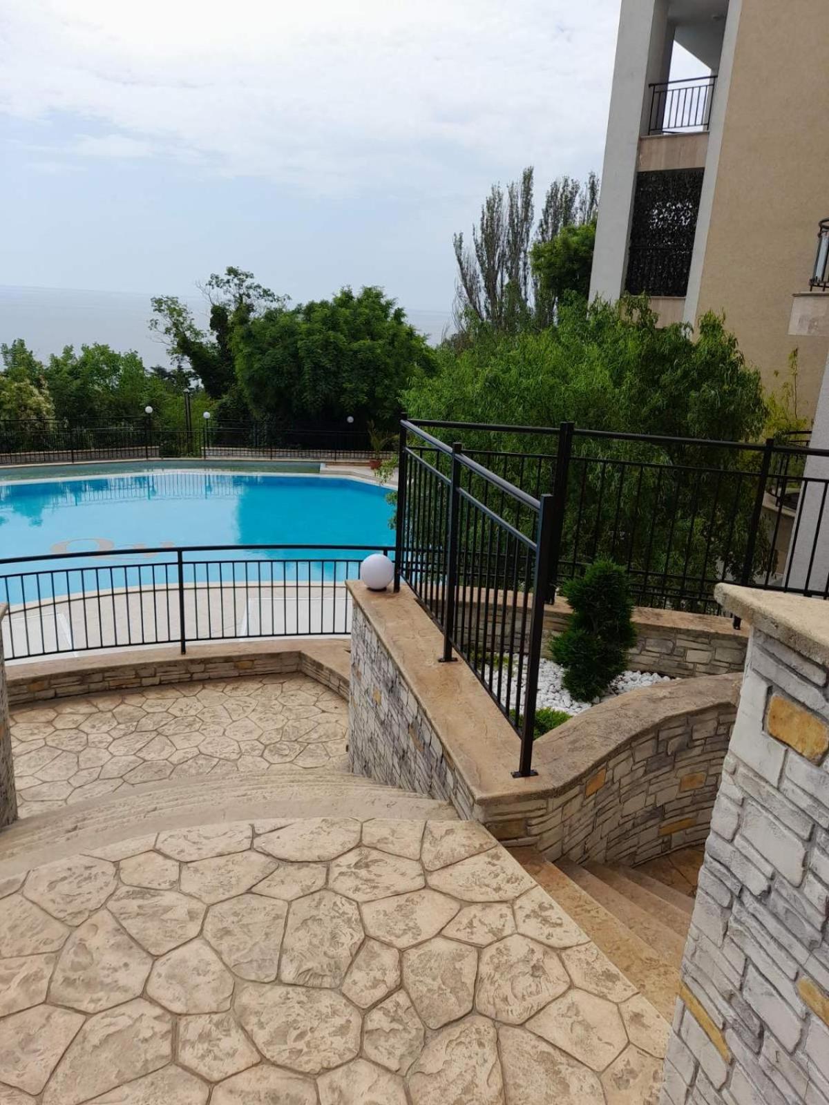 Queen'S Garden Balchik Apartment Exterior photo